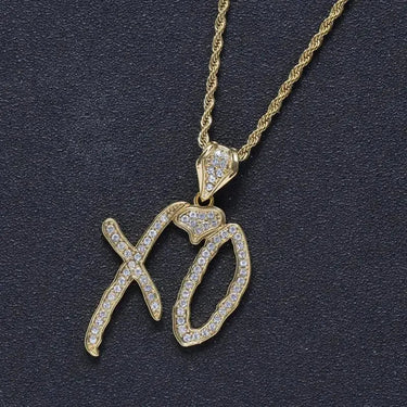 XO Embrace Pavé Pendant Necklace - Shark & Sapphire